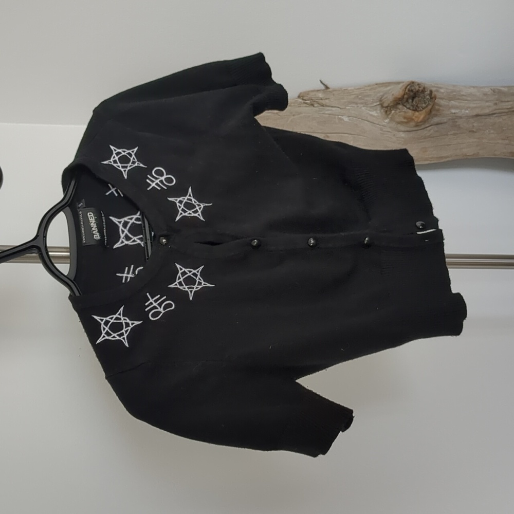 Banned Apparel - Gothic Cropped Cardigan - Black Pentagram Embroidered